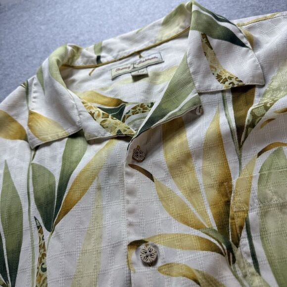 Tommy Bahama Other - Tommy Bahama Ivory Breach Tropical Floral‎ Hawaiian Silk Camp Shirt Mens Large**